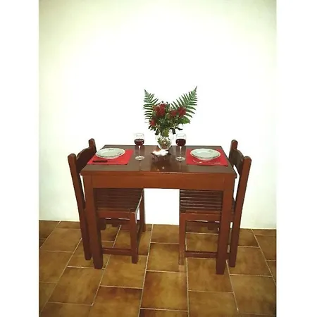 Alexandros Studio 1 *